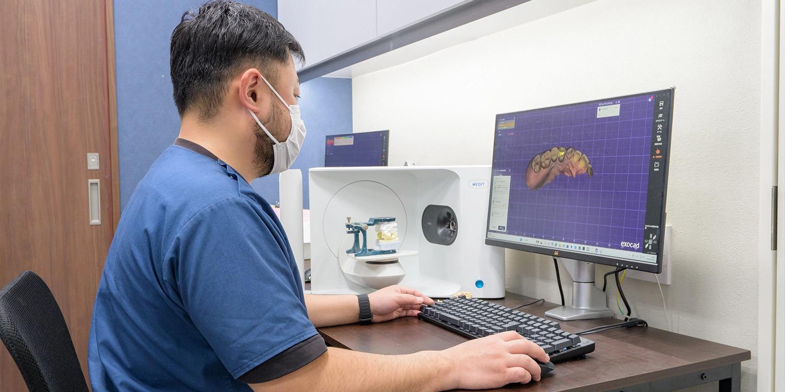 補綴専門医と当法人の院内技工所の連携