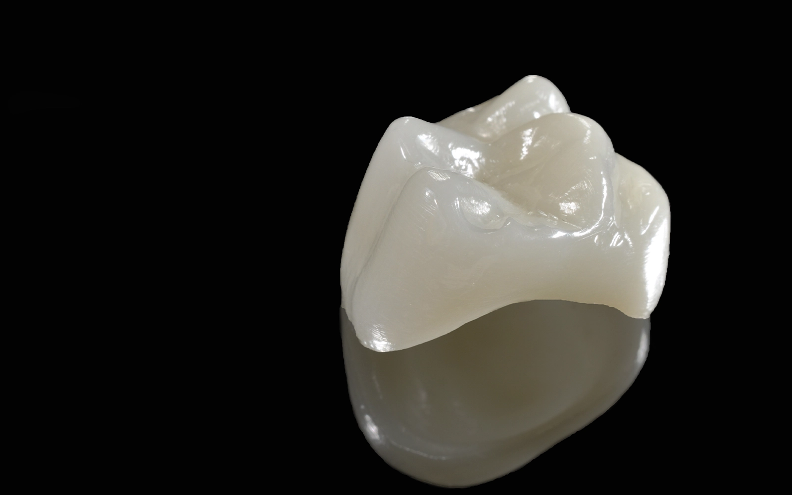 オールセラミッククラウン（被せ物）